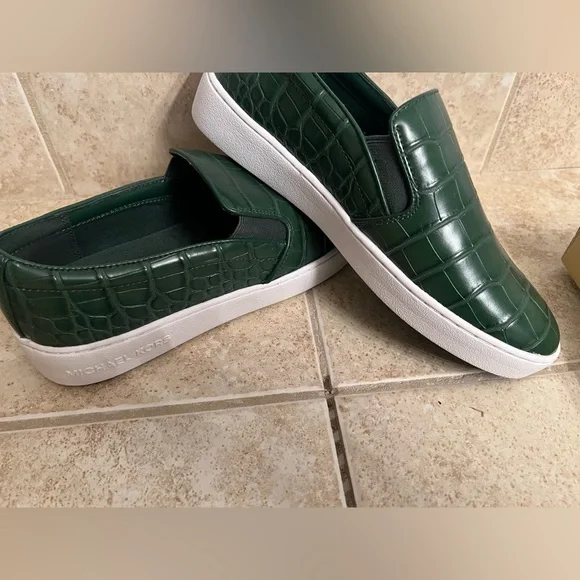 MICHAEL Michael Kors Forest Green Embossed Slip-On Loafers - Picture 4 of 6